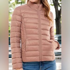 New w/ Tags Love Tree Ultra Light Packabke Puffer Jacket Salmon Nude Pink Medium